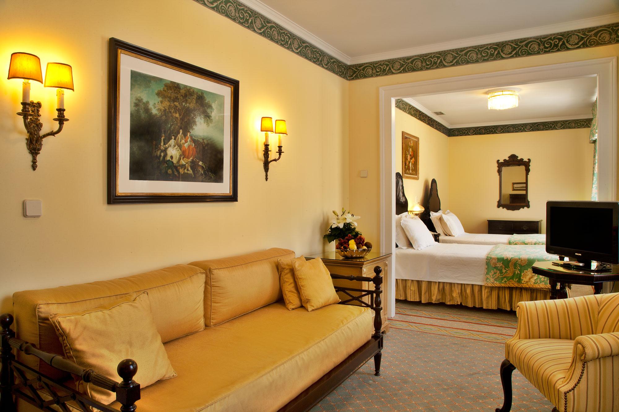 Hotel Avenida Palace Lisboa Екстериор снимка A suite at the hotel